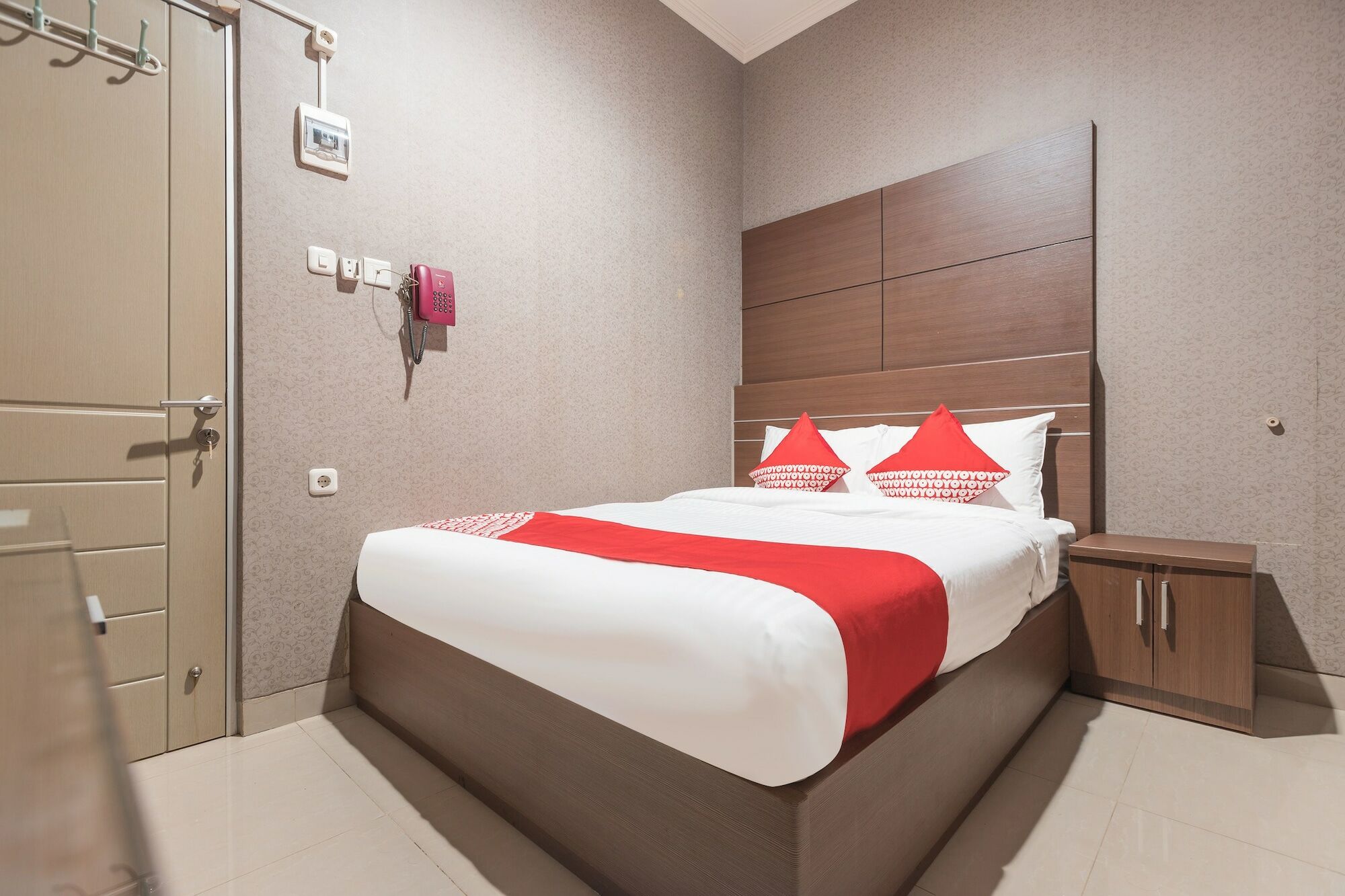 Oyo 383 Env Residence Джакарта Екстер'єр фото