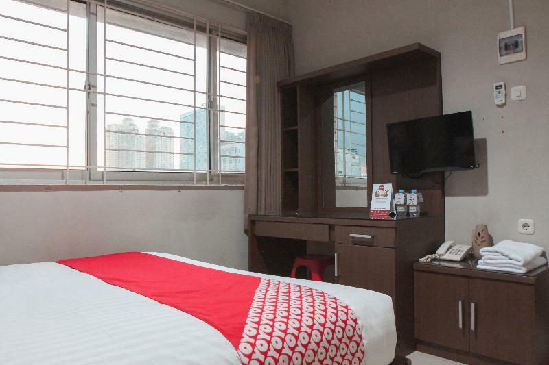 Oyo 383 Env Residence Джакарта Екстер'єр фото